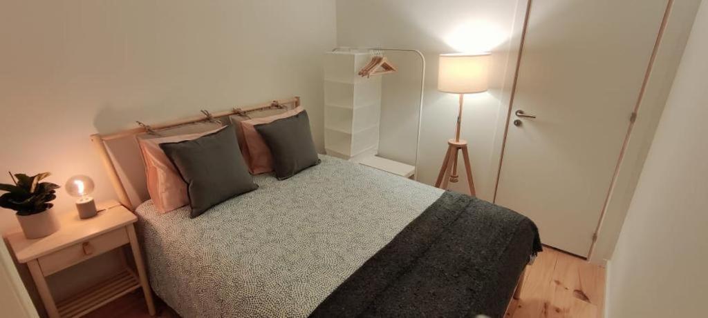 Rooms In Cozy Shared Accommodation In The Center Of Лиссабон Экстерьер фото